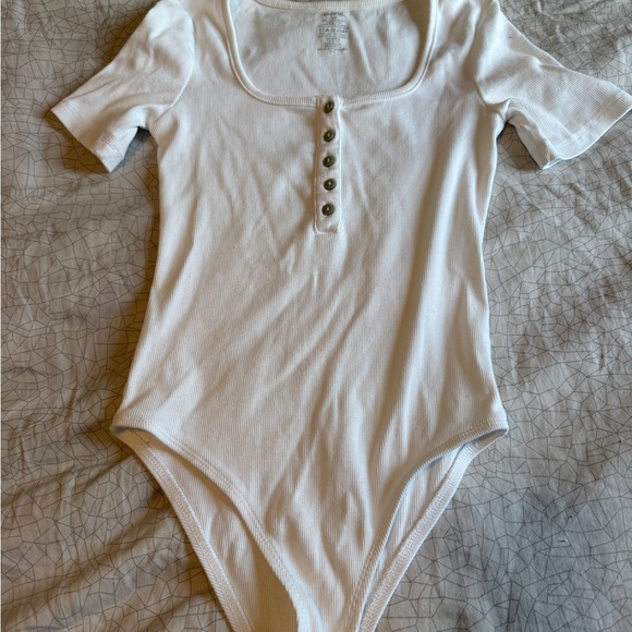 George White Ribbed Henley Bodysuit - Picture 1 of 4